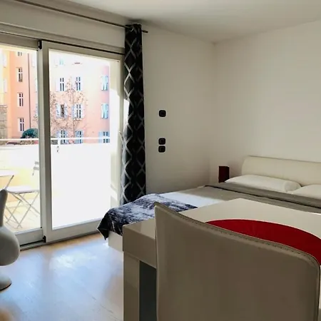 Chalet Allegra Red Batzen *